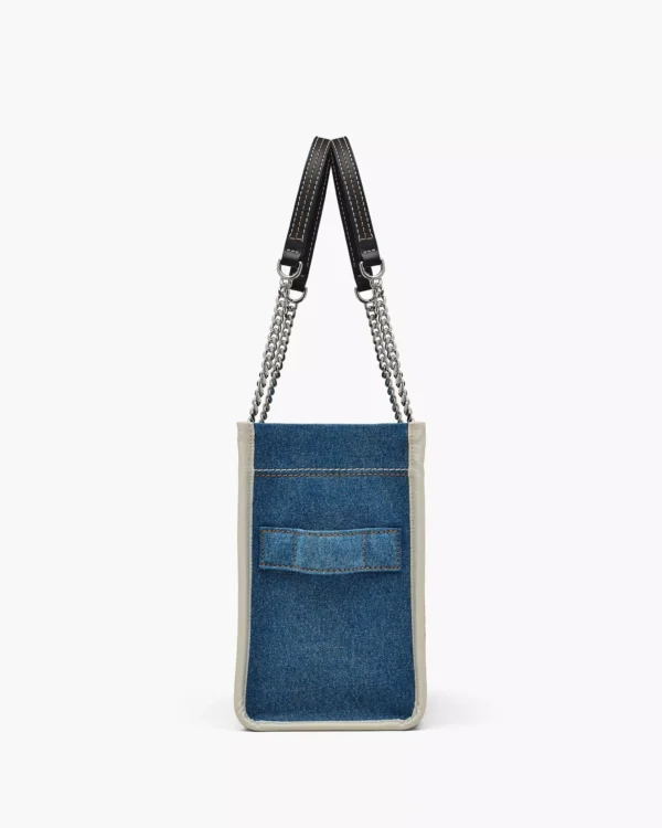 MJI_2F4HTT018H05_474_F8F8F8_4-5_ALT5 THE MARC JACOBS DENIM CHAIN MEDIUM TOTE BAG Light Wash