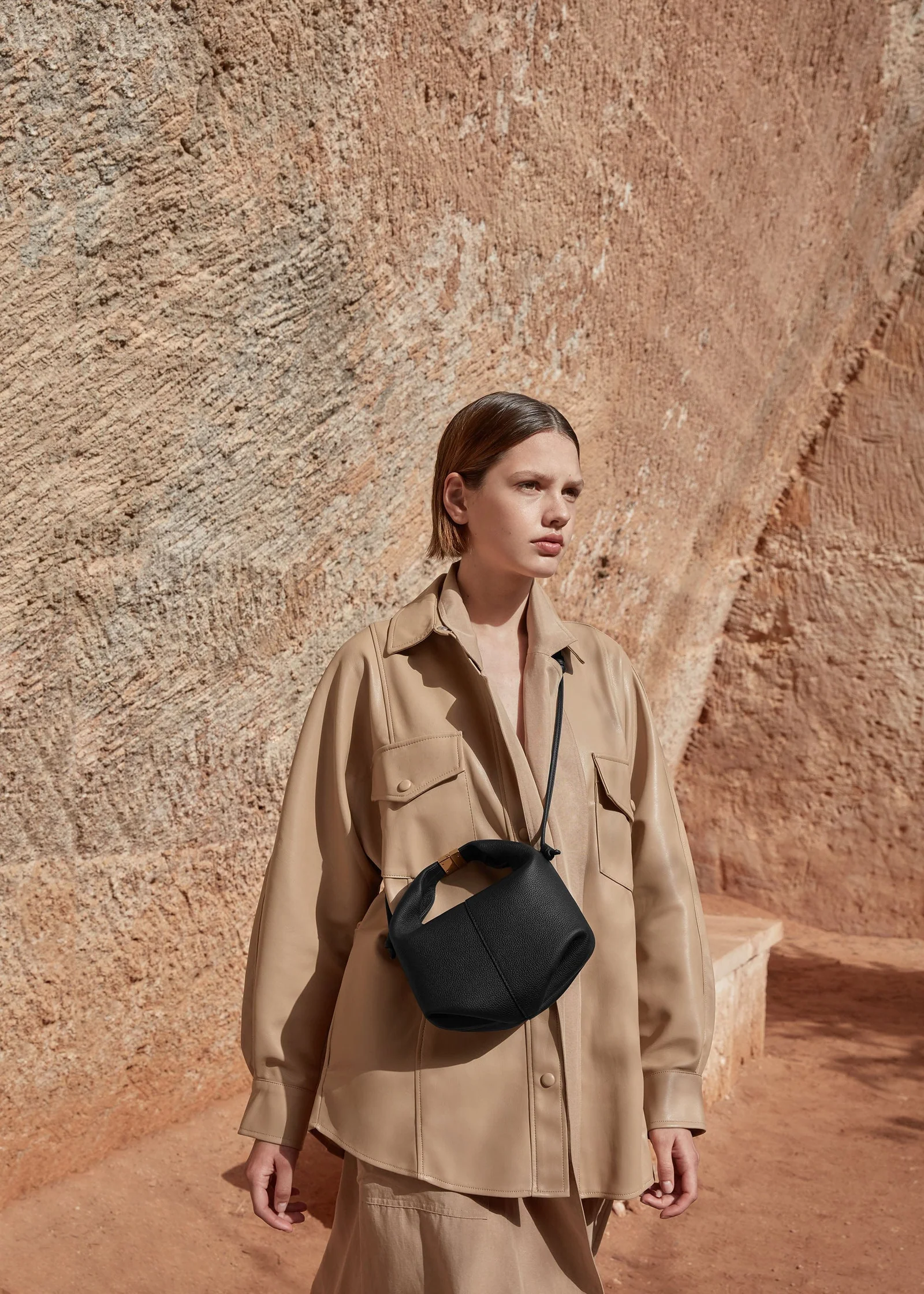 Polène Béri Edition Textured Black