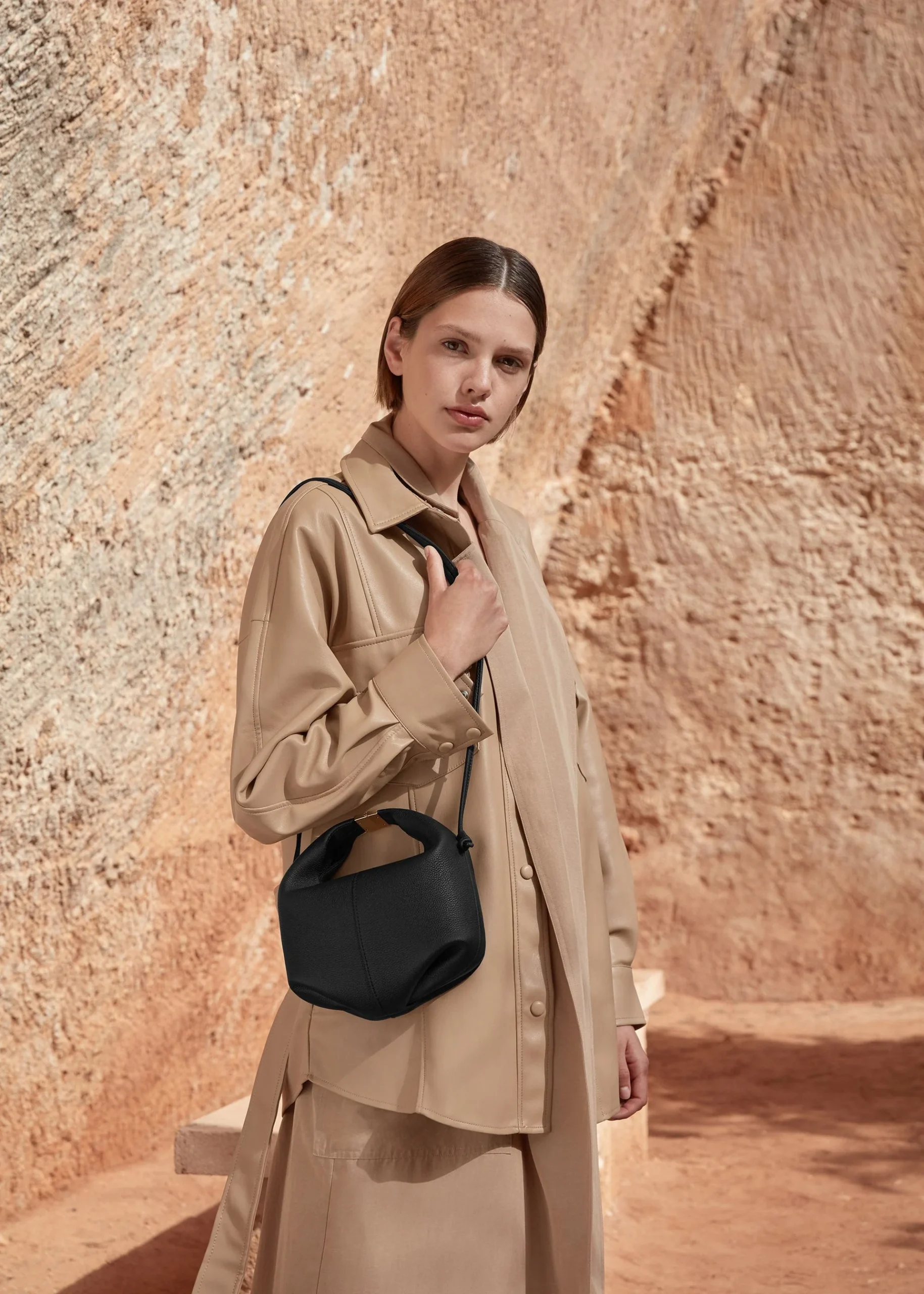 Polène Béri Edition Textured Black