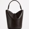 Bottega Veneta Large Leather Liberta Bucket Bag - Brown