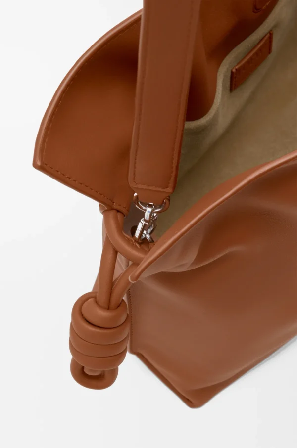 LOEWE Medium Flamenco clutch in nappa calfskin - Squirrel