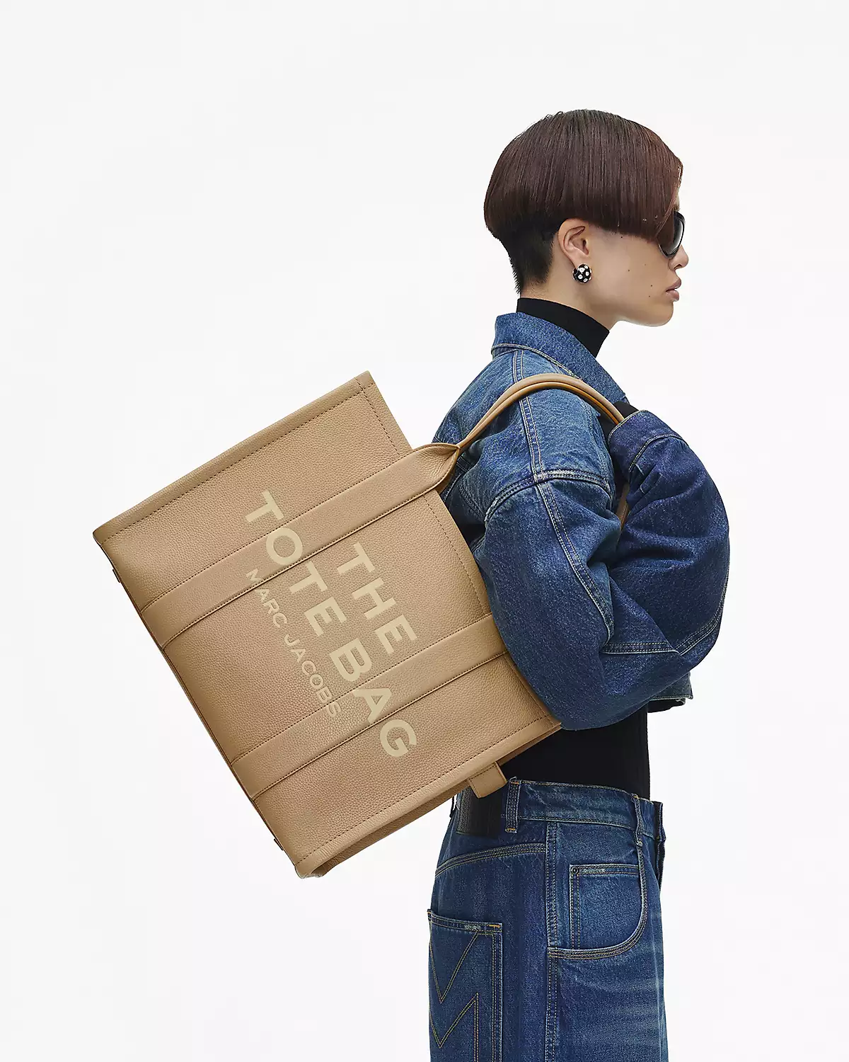 THE Marc Jacobs LEATHER LARGE TOTE BAG Camel