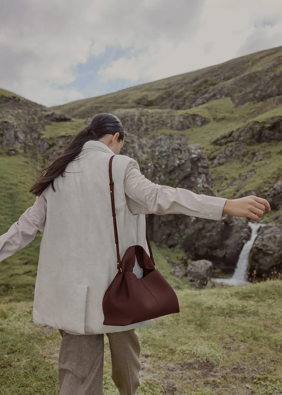 N9_FEVE_00872000x2800px Polène Numéro Neuf Edition Textured Sandalwood