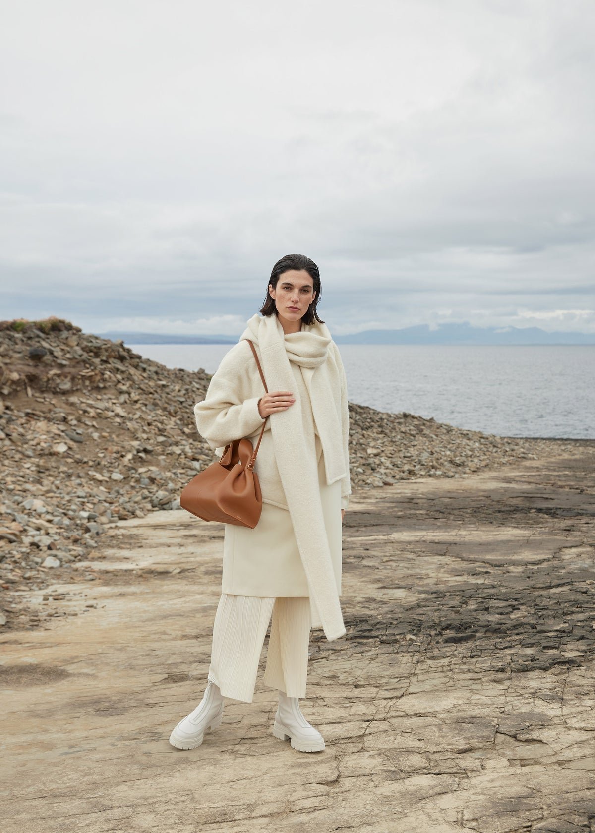 NUMERO_NEUF_CAMEL_0682000x2800px Polène Numéro Neuf Edition Textured Camel